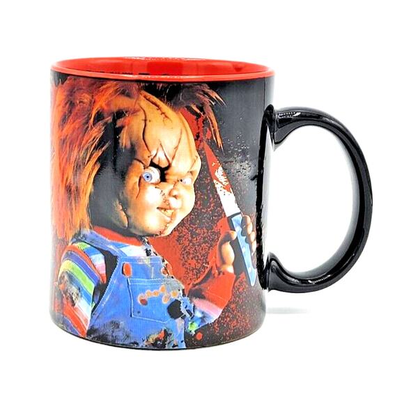 Chucky Child's Play "Friends Til The End" Black/Red 20OZ Mug, Horror Scary Movie - Picture 1 of 7